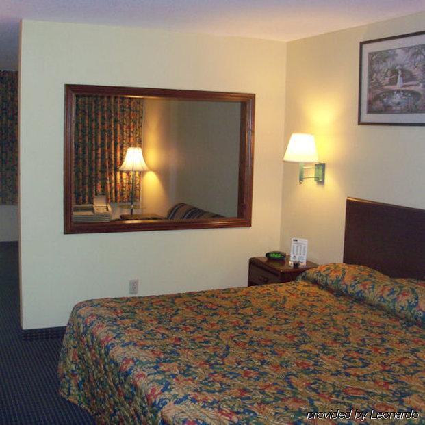 Texas Inn Harlingen Oda fotoğraf