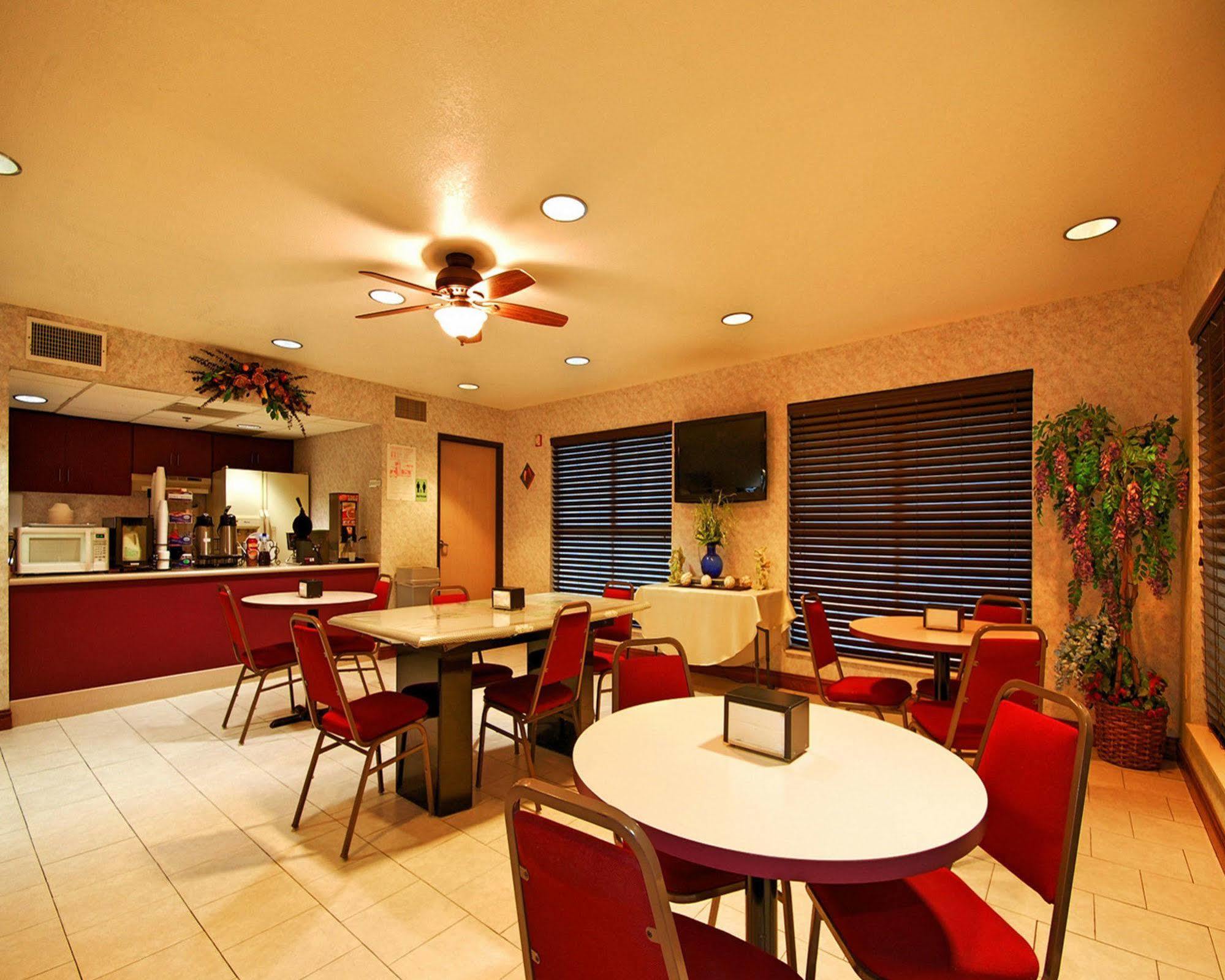 Texas Inn Harlingen Dış mekan fotoğraf